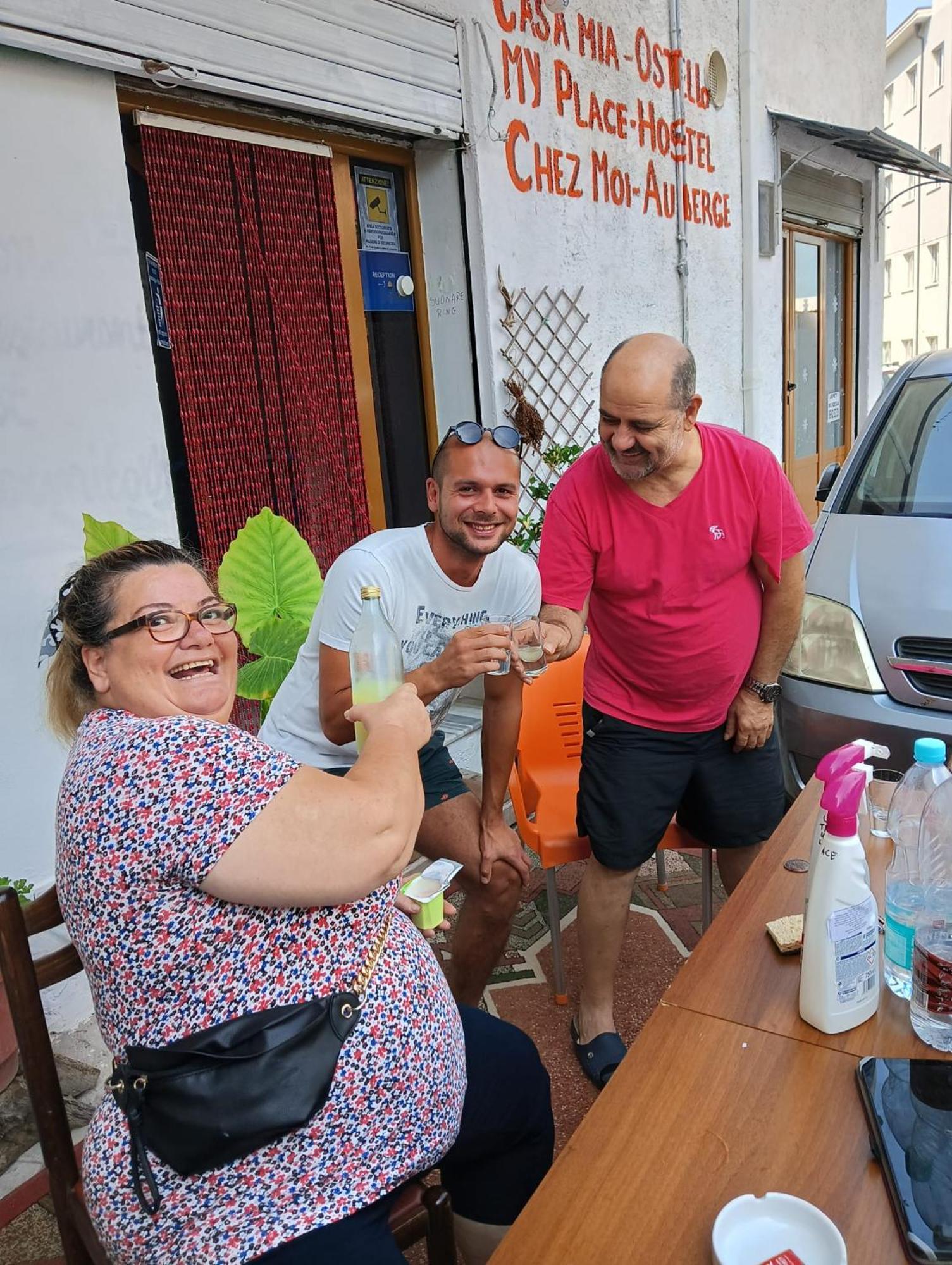 Hostel Casa Mia Wlora Zewnętrze zdjęcie